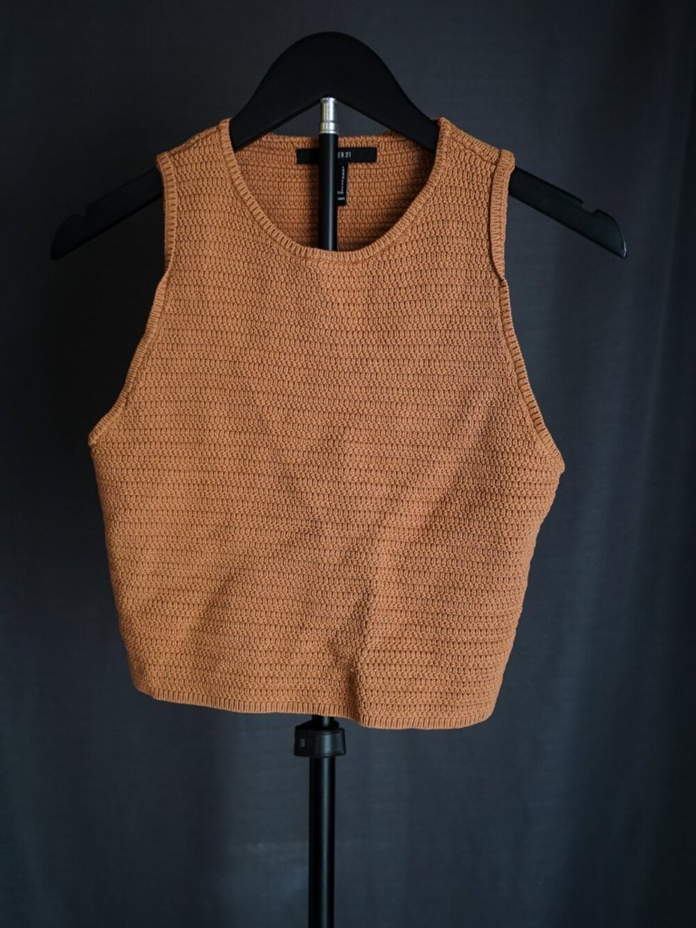 Forever 21 Women's Tan Cropped Knit Tank Top Size Large